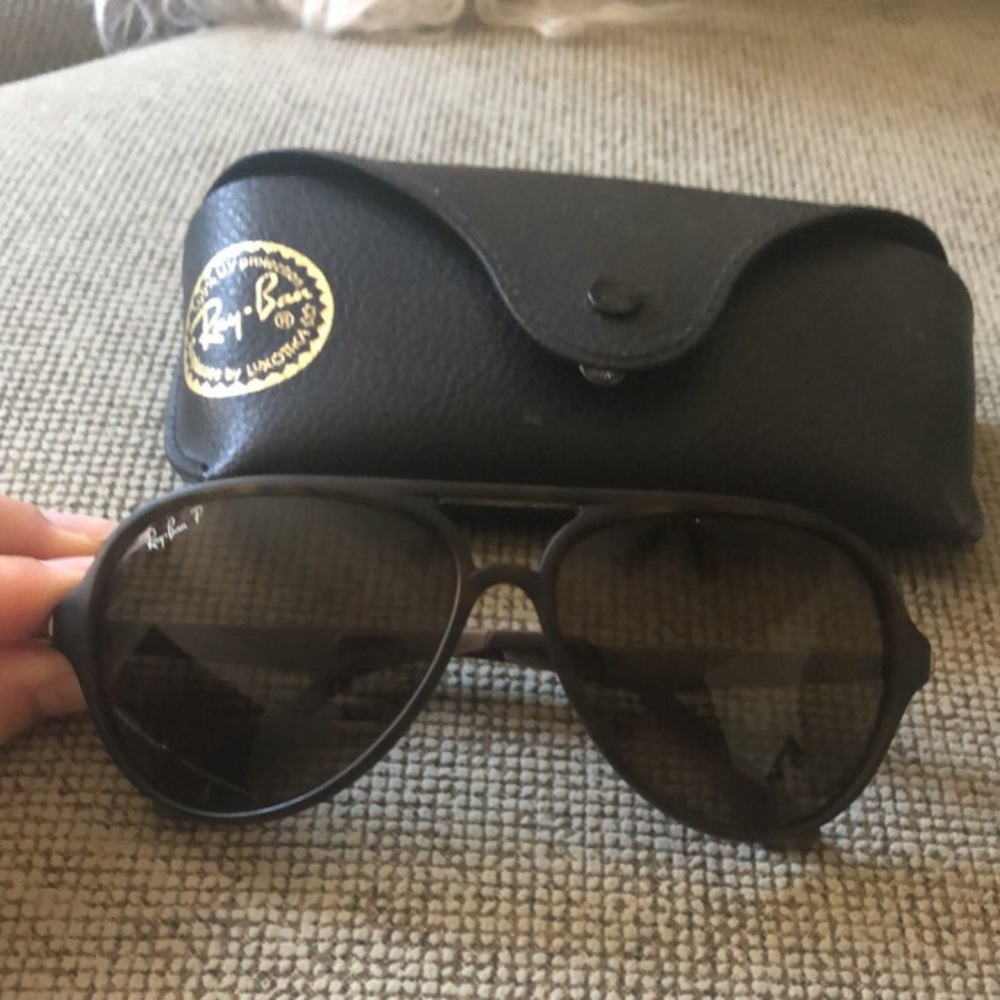 Ray-Bans 4325 polarized